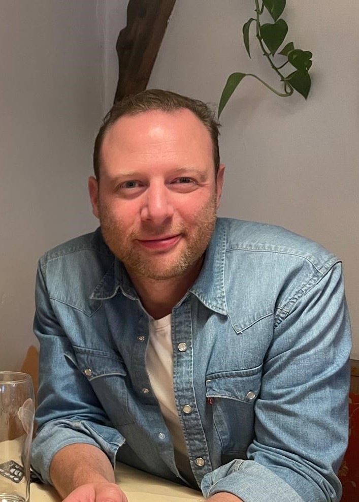 Headshot of Bob van der Putten